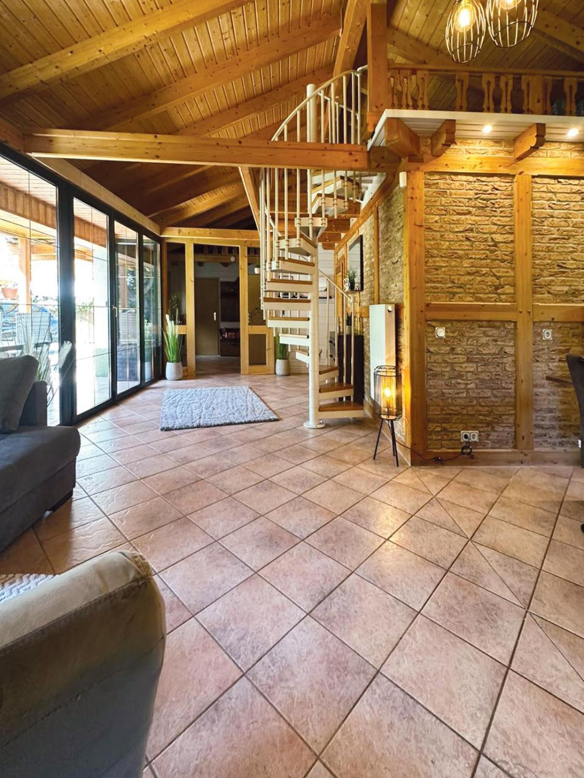 Am Hang, Sky-entertainment, Dazn, Carport, Alles Barrierefrei * Blankenburg (Harz)
